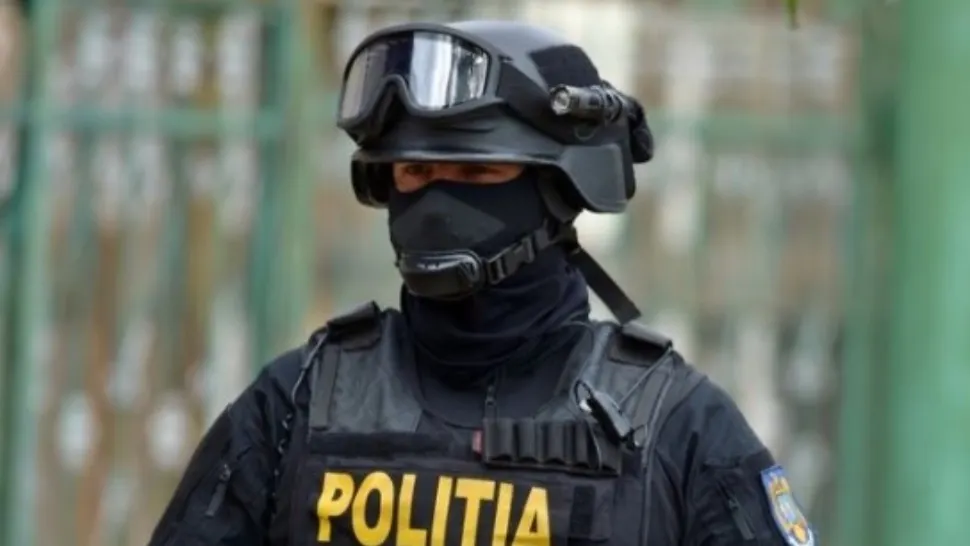 Doi membri ai clanului Cîrpaci, acuzați că au dus un bărbat cu forța în Germania pentru a-l obliga să le doneze un rinichi