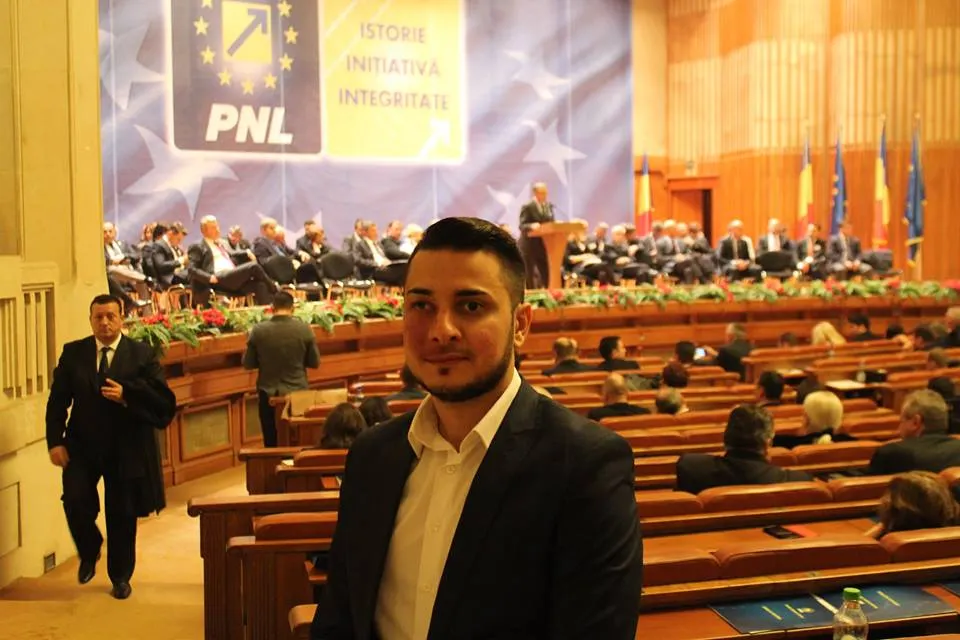 Ayad Al Hasoon, secretar general adjunct al TNL,despre creditele fără dobândă pentru tineri :Liviu Dragnea vrea ca noua generațiesă fie dependentă de pomeni electorale