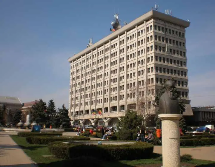 Primarul Ploieștiului îi lasă fără atribuții pe cei doi viceprimari