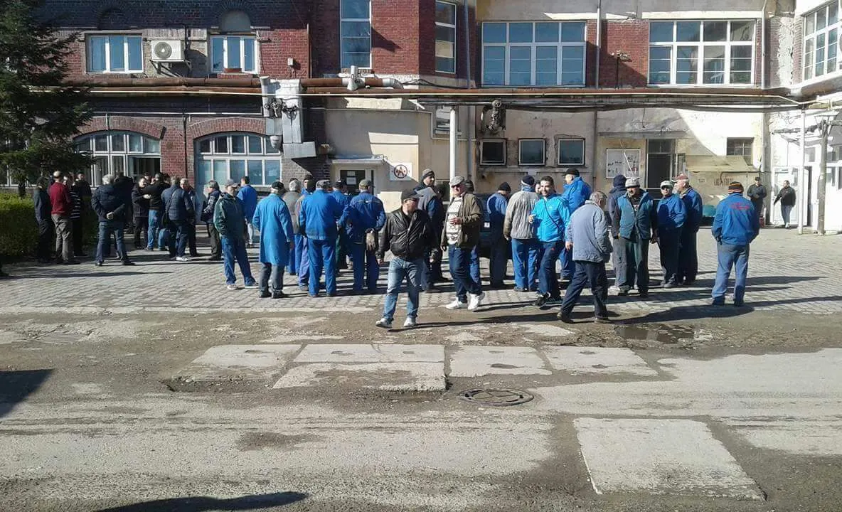 Tensiuni la societatea de transport în comun din Ploiești. Au loc noi întârzieri salariale