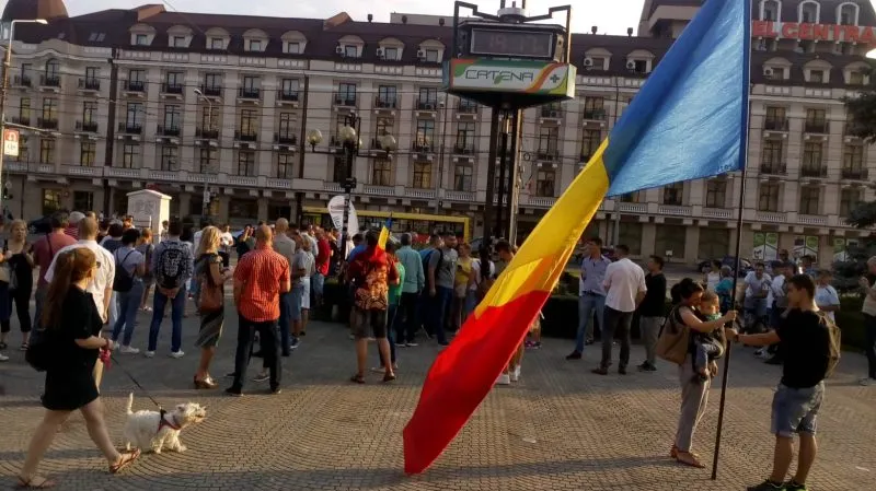Proteste la Ploiești! S-a scandat ” Dragnea nu uita! Țara  nu este a ta”| FOTO