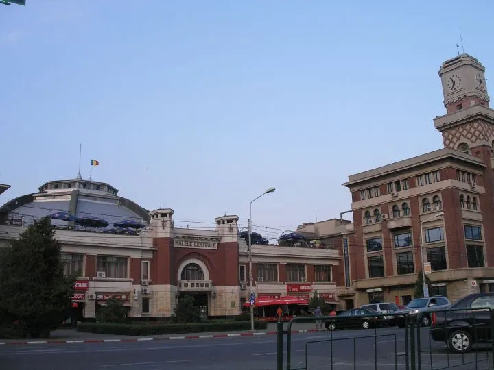 Măsuri pentru ca ”Halele Centrale” din Ploiești să devină un spațiu comercial atractiv  pentru comercianți și cumpărători