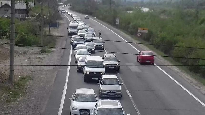 Trafic rutier aglomerat pe Valea Prahovei
