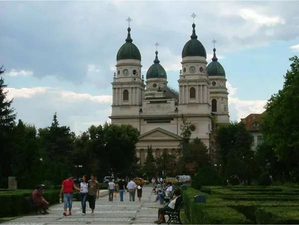 Intervenție de urgență pe Jepii Mari! O familie cu doi copii s-a rătăcit