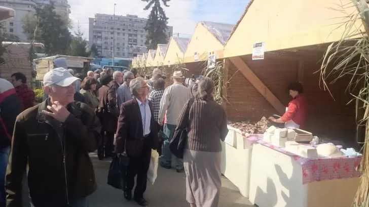 Start la distracţie şi cumpărături! Se deschide ”Târgul de Toamnă” Ploieşti