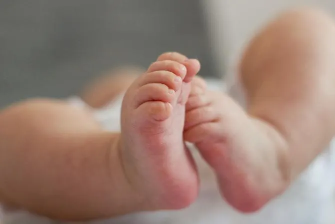 Caz șocant la Ploieşti: S-a născut un bebeluş cu două penisuri