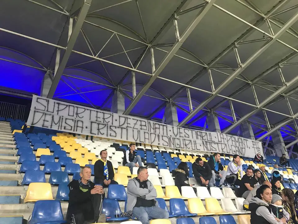 Haos la Petrolul Ploiești! Familia Lupilor Galbeni, divizată în mai multe tabere | FOTO