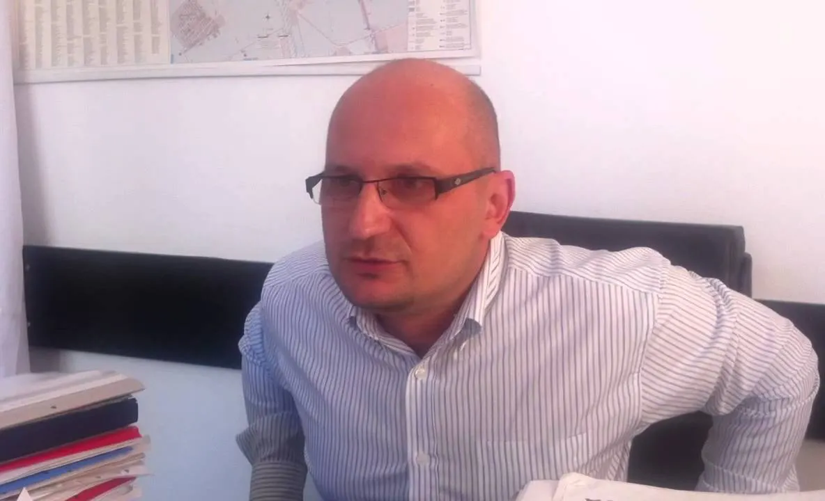 Fostul şef al Direcţiei de Patrimoniu din Primăria Ploieşti, condamnat definitiv pentru corupţie