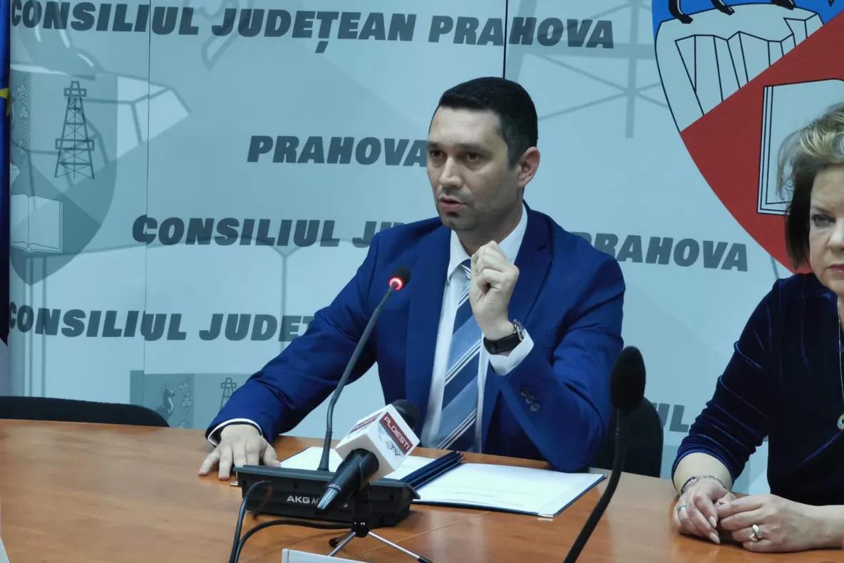 Președintele Consiliului Județean Prahova, Bogdan Toader, reacție în scandalul privind majorarea tarifelor practicate de operatorii de transport public privați