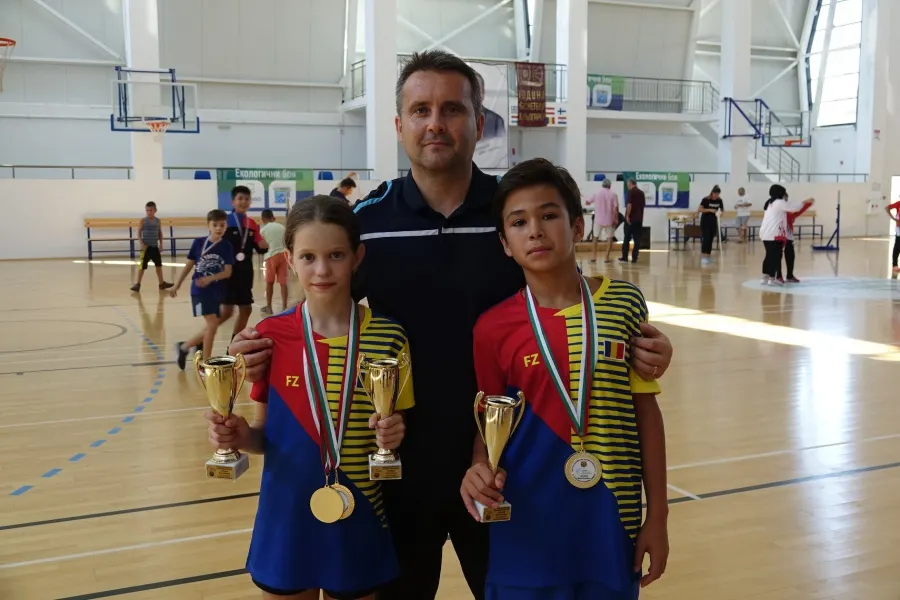 Doi copii legitimați la CS Berceni, campioni la Balcaniada de badminton dedicată categoriei U13 ani