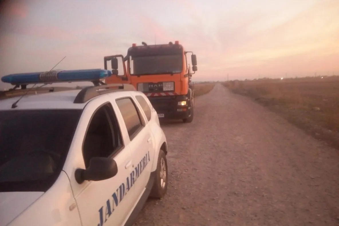 Prins în timp ce fura motorină dintr-o mașină de vidanjare, la Ariceștii Rahtivani