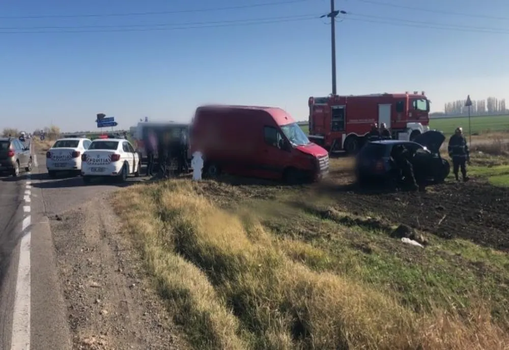 Accident pe DN1B, la intersecţia spre Ceptura