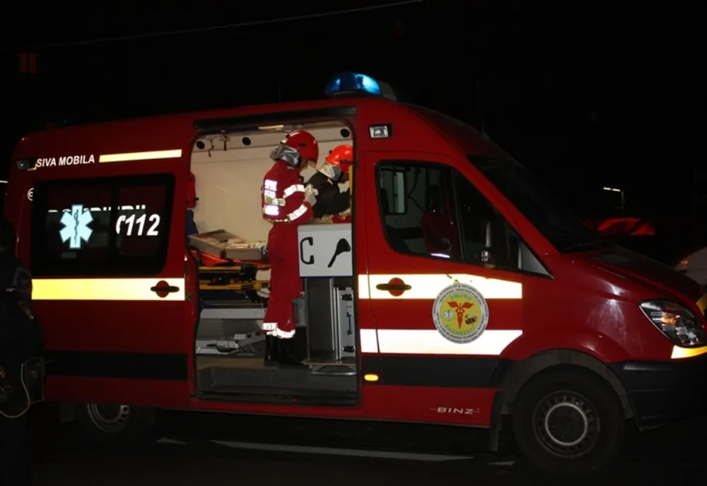 Un șofer beat s-a răsturnat cu mașina la Valea Călugărească. O persoană a fost rănită