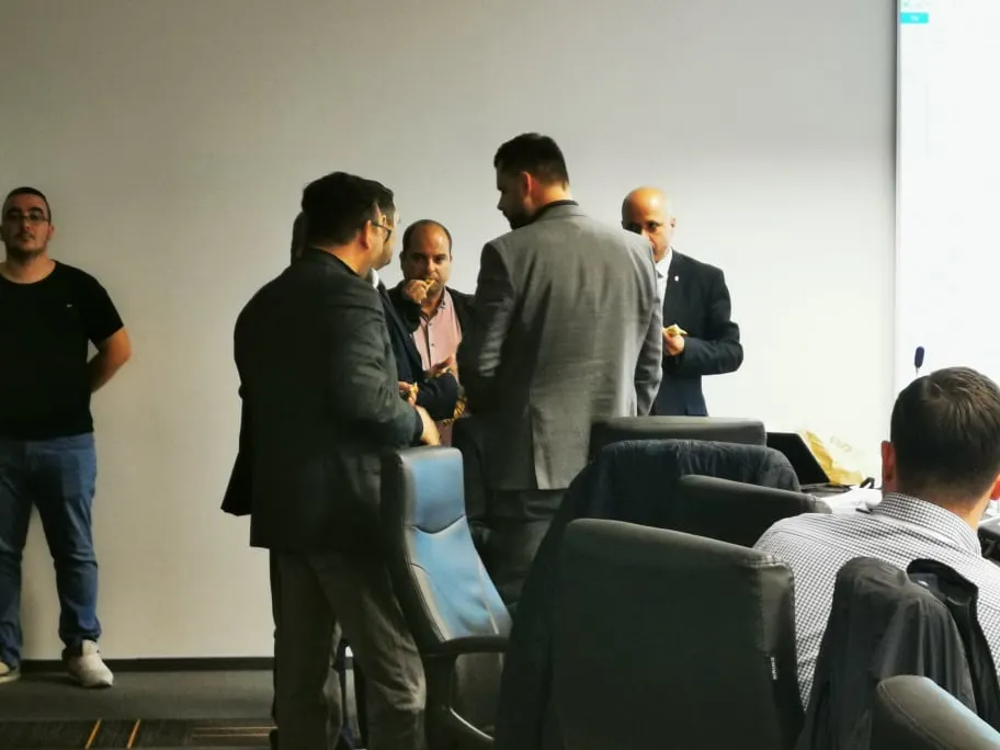Negocieri politice intense în CL Ploiești pentru majorarea tarifului la căldură. Cât vor plăti ploieștenii