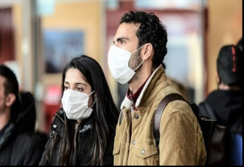 Peste 500 de prahoveni au ieşit în ultimele zile de sub monitorizarea la domiciliu impusă de coronavirus
