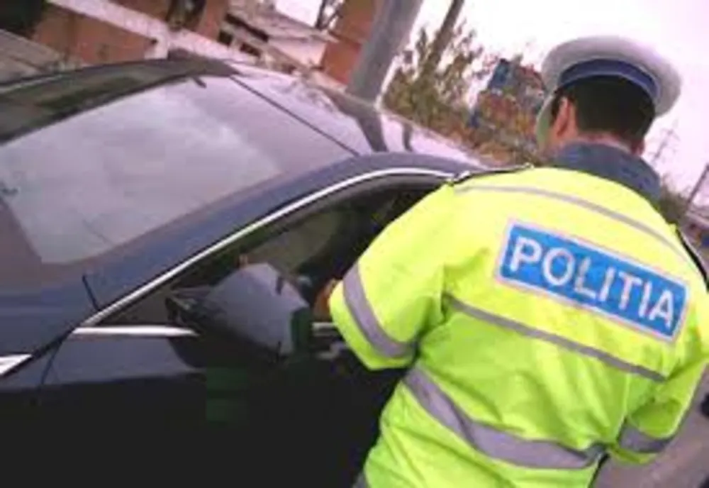 290 de noi amenzi date ieri prahovenilor care au încălcat restricţiile de circulaţie