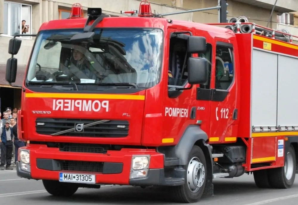 Trei subunități de pompieri din Prahova, închise din cauza coronavirusului