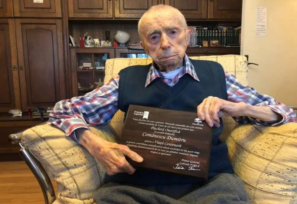 Prahoveanul care era cel mai vârstnic bărbat din lume a murit la 111 ani! 