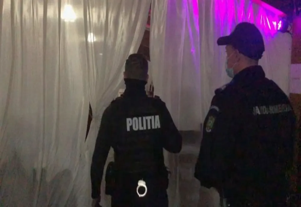 Un eveniment privat a fost oprit de polițiștii din Prahova. Organizatorul a fost amendat 