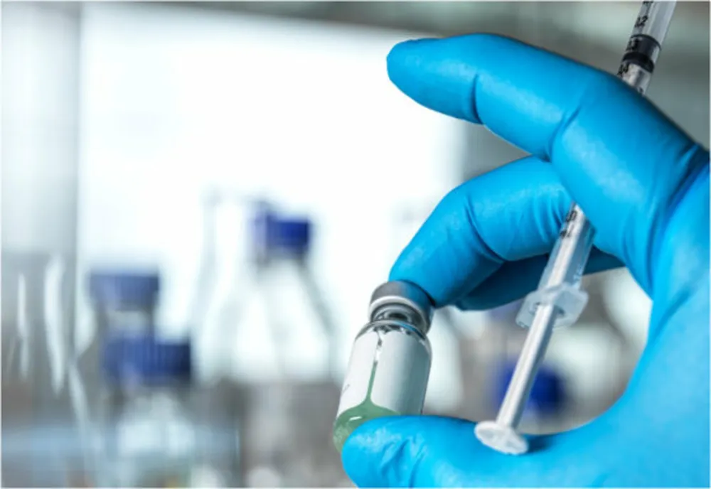 O zi liberă plătită pentru fiecare doză de vaccin
