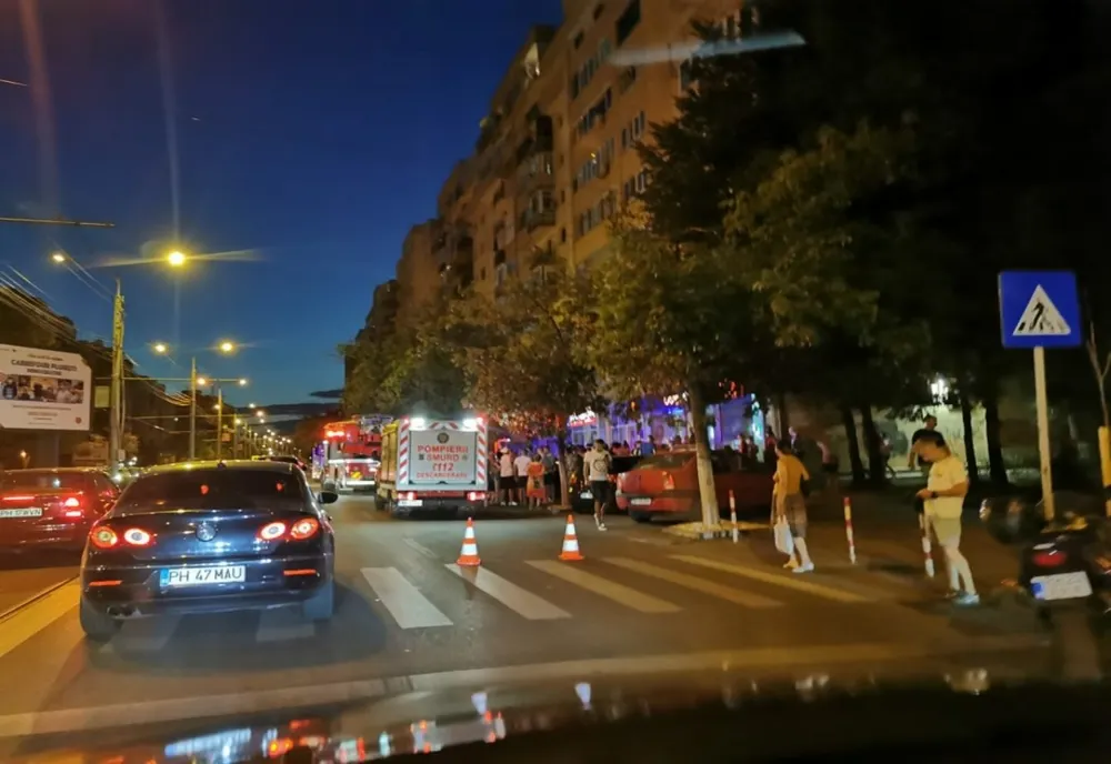 Tragedie la Ploiești. Doi gemeni au căzut de la etajul 10 al unui bloc. Ambii au decedat - Video
