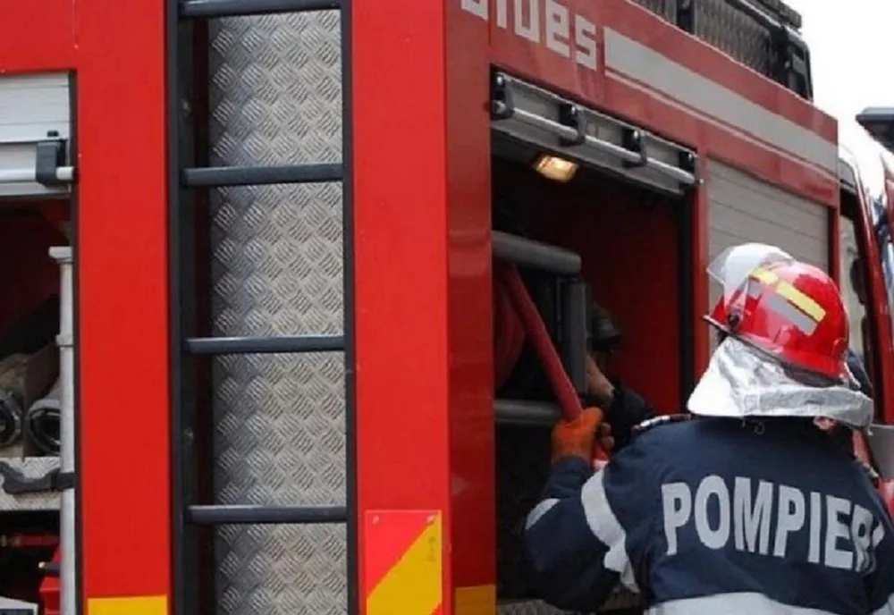 Incendiu într-un apartament din Ploiești