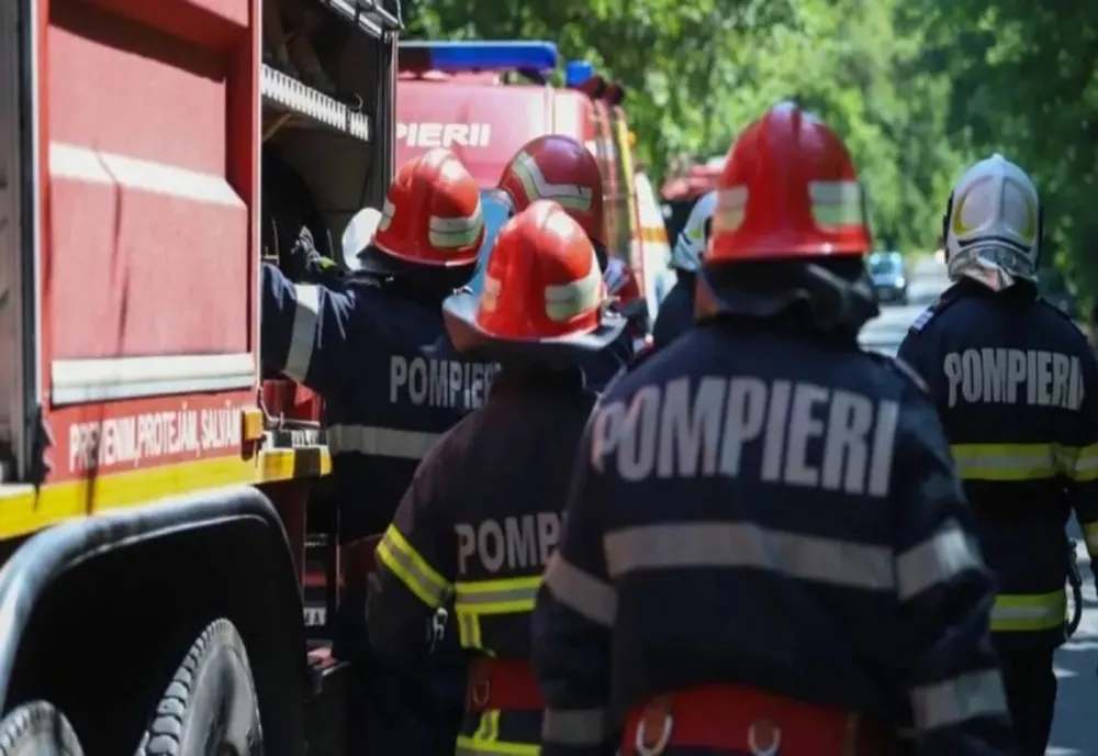 O prahoveancă a murit după ce a căzut într-o fosă septică