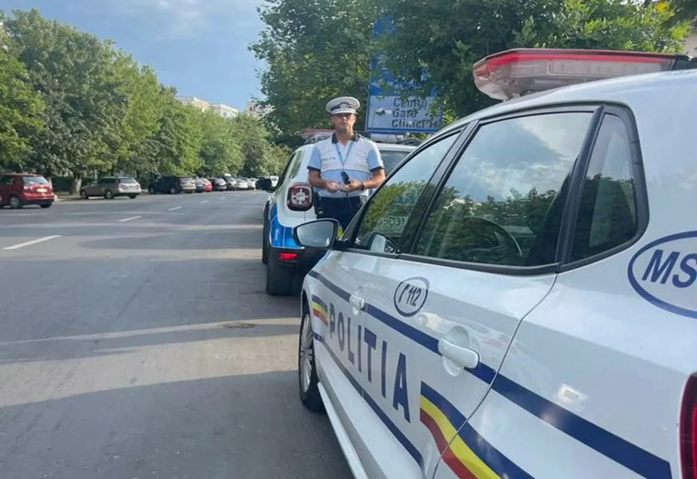 Autotren implicat într-un accident rutier pe DJ 101I, la Păulești. Trafic blocat