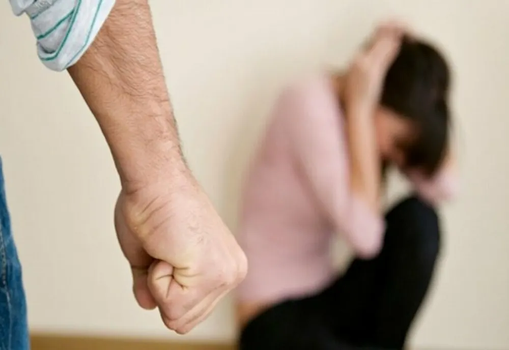 Prahova. Bărbat reținut pentru violență în familie