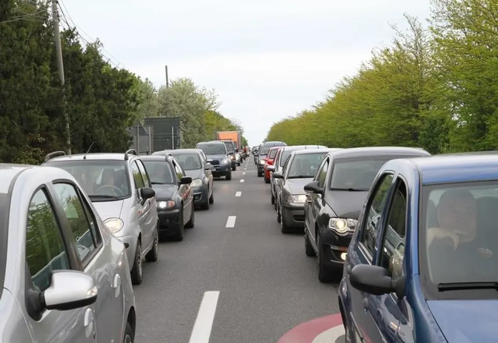 Restricții de circulație pe DN1, marți și miercuri