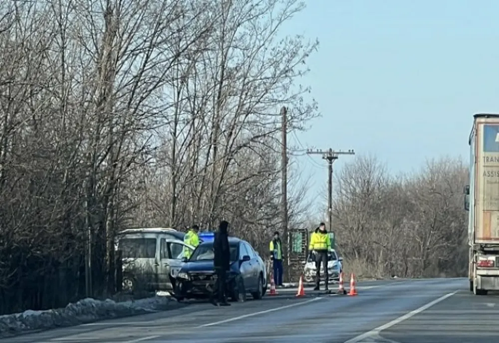 Accident pe DN72 Ploiești - Târgoviște. Două persoane au fost rănite