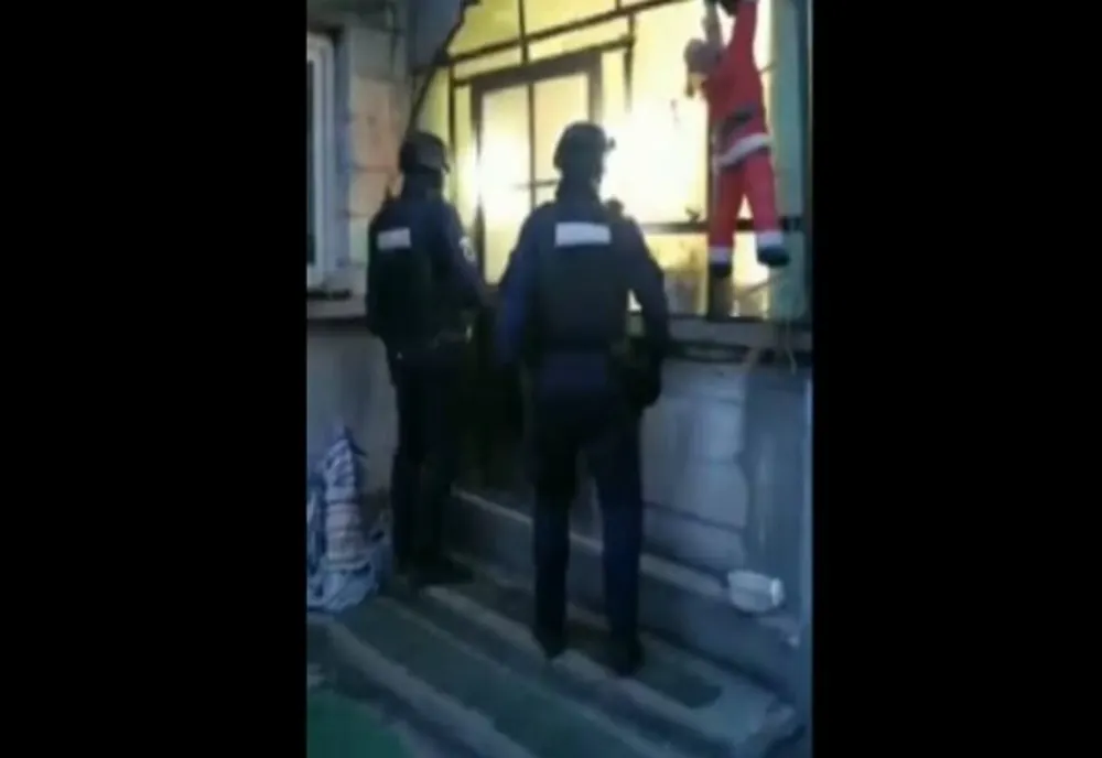 Percheziții ale polițiștilor din Prahova în Dâmbovița, într-un dosar de furt