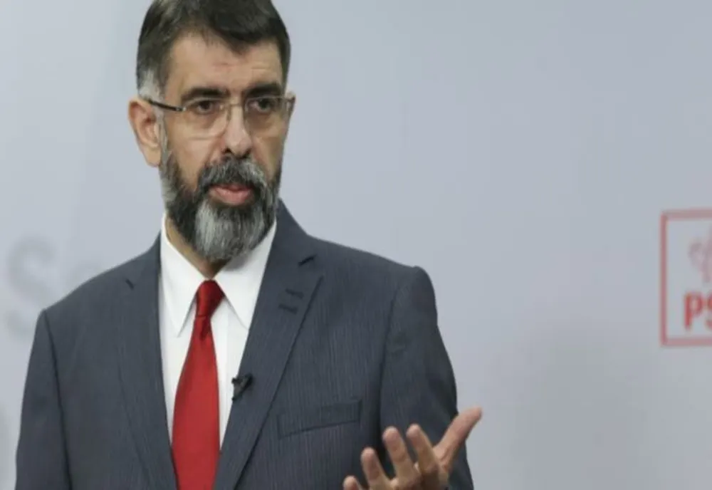 ROBERT CAZANCIUC PROPUNE MODIFICAREA LEGILOR PRIVIND ALEGEREA PREȘEDINTELUI ȘI ORGANIZAREA CCR PENTRU A ASIGURA DREPTUL LA UN PROCES ECHITABIL