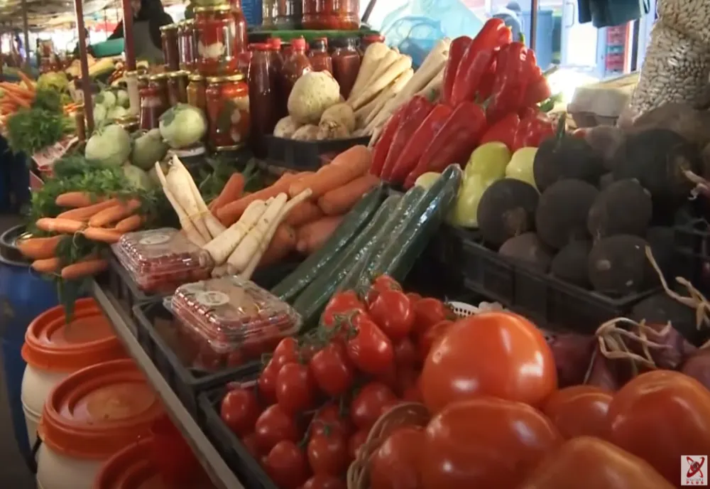 Piețele din București, invadate de samsari. Cum sunt sfidați românii și producătorii cinstiți? Reportaj CARAVANA ROMÂNIA SUVERANĂ - VIDEO