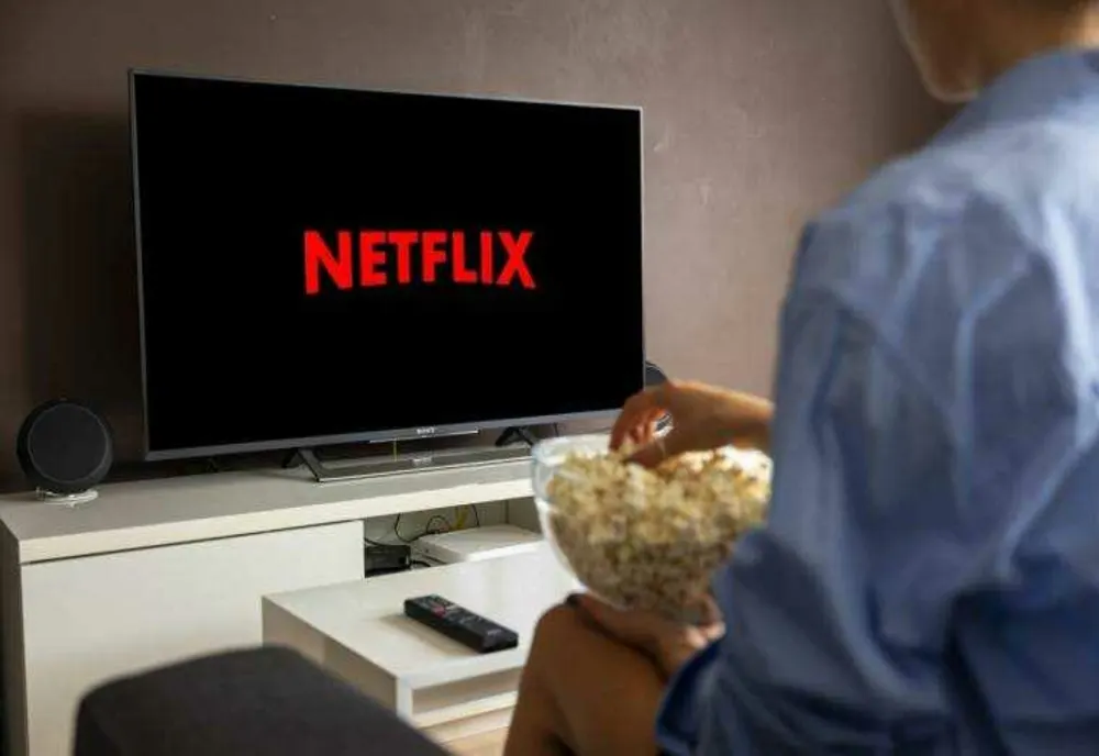 Acord uriaș în industria filmului: Netflix cumpără Warner Bros și HBO Max pentru 72 de miliarde de dolari