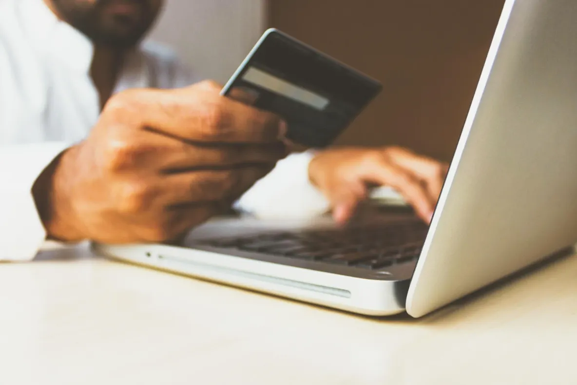 Cum verifici dacă un operator de jocuri de noroc are licență ONJN: ghid pentru cazinourile online noi (2026)