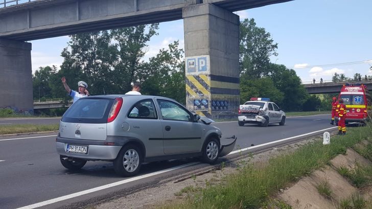 FOTO Câmpina: Mașină de Poliție, implicată într-un accident pe DN1