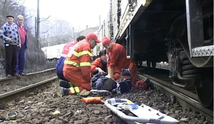 Bărbat, decapitat de tren, la Măneciu, în Prahova