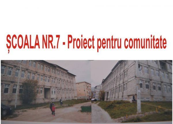 Banner pro-referendum ilegal, montat de o societate a Primăriei Ploiești