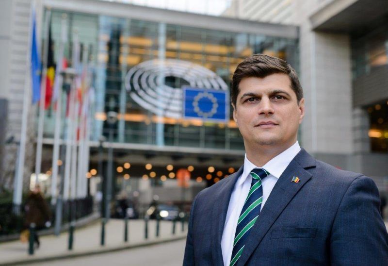 Europarlamentarul prahovean Laurențiu Rebega, trimis în judecată de DNA sub acuzația de fraudare a fondurilor europene