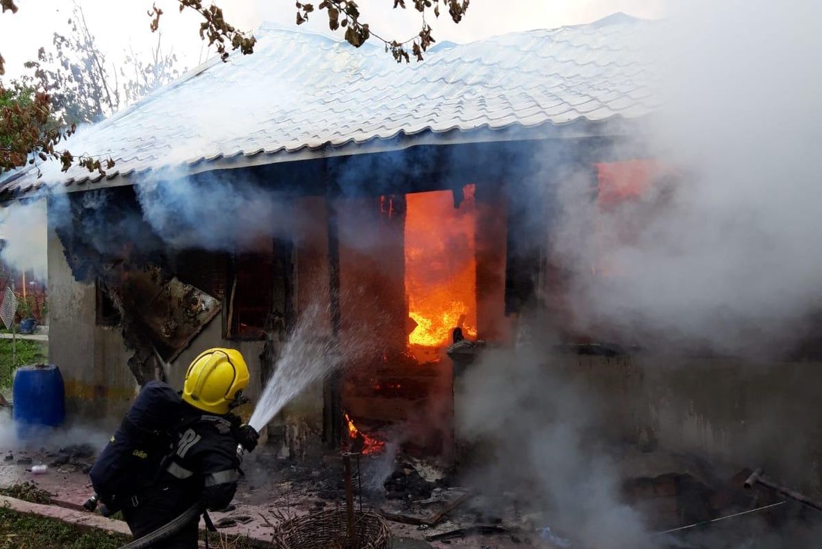 Bărbat decedat într-un incendiu la Bătrâni. Focul pus intenţionat