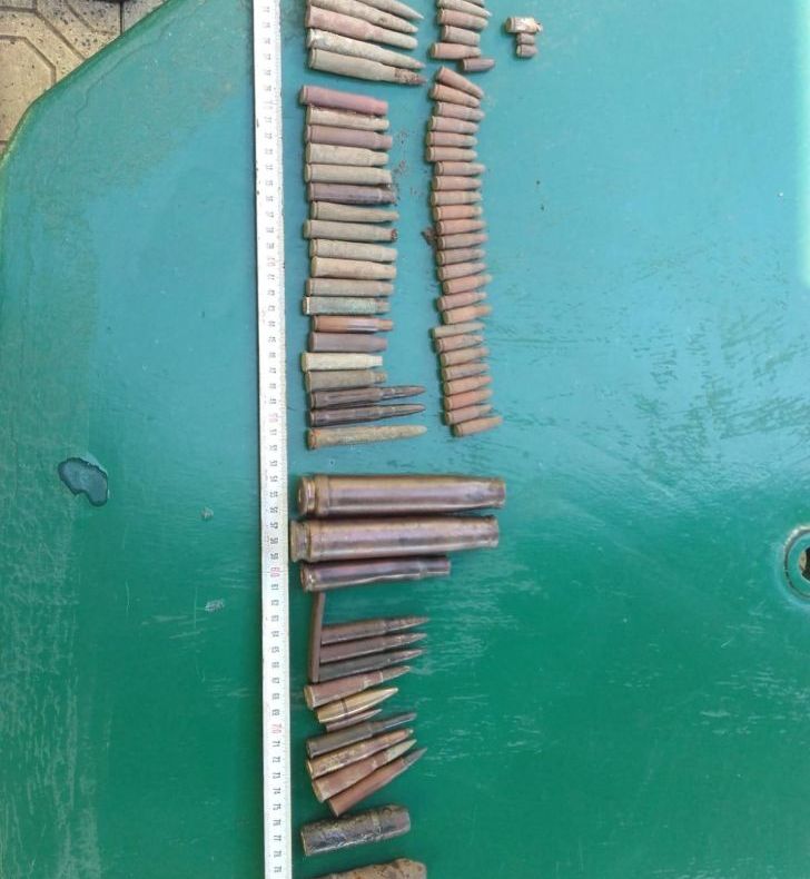 Intervenție a pirotehniștilor! 73 de proiectile, într-o gospodărie din Ploiești