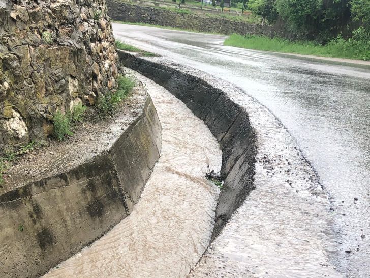 Apelul ISU Prahova pentru populație, după ce ANM a emis un nou cod galben de ploi torențiale