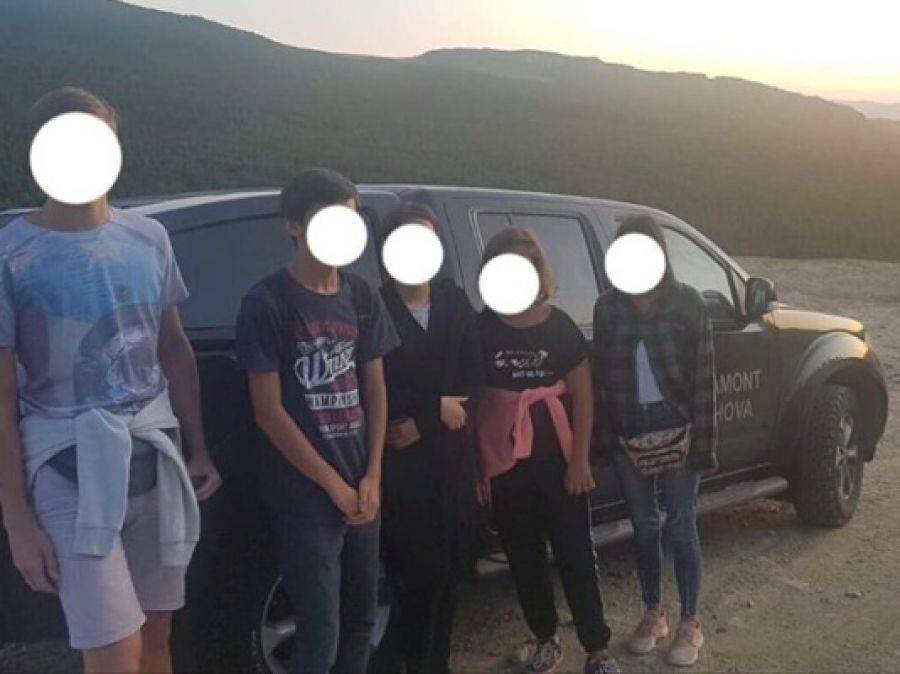 Cinci copii, recuperați de salvamontiști de pe Platoul Bucegi