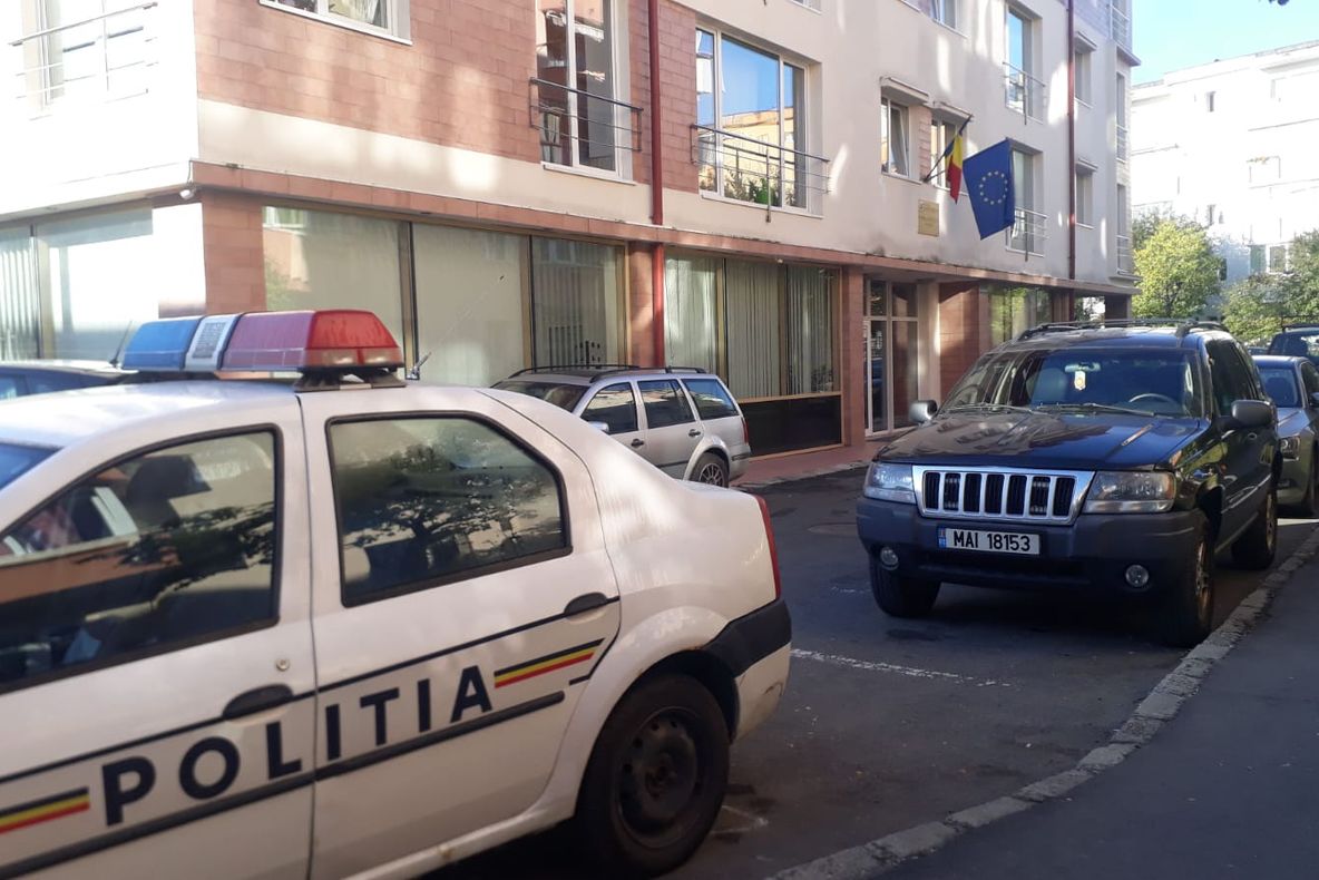 Percheziții în Prahova și la Garda Forestieră Brașov!  Prejudiciul este de aproximativ un milion de lei