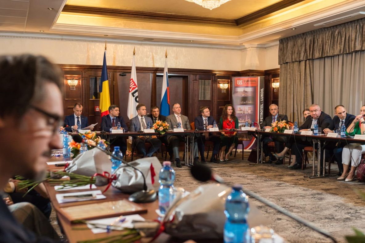 Lukoil a premiat proiecte românești. Ploieștiul a primit cele mai multe premii