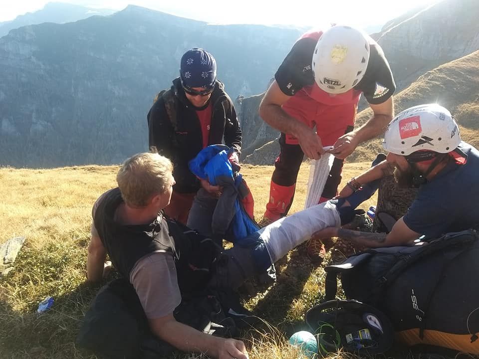 FOTO| Parapantistul care a fost la un pas să își piardă viața în zona vârfului Caraiman este din Ungaria