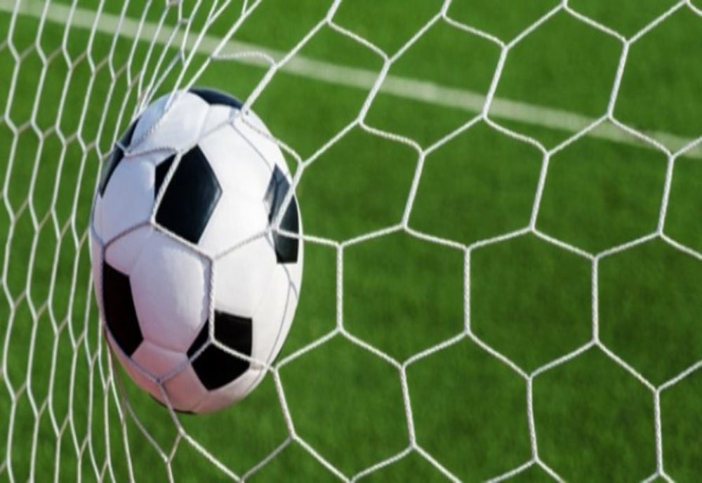 Au rezistat doar o repriză! Arbitru bătut la un meci din Liga A Prahova