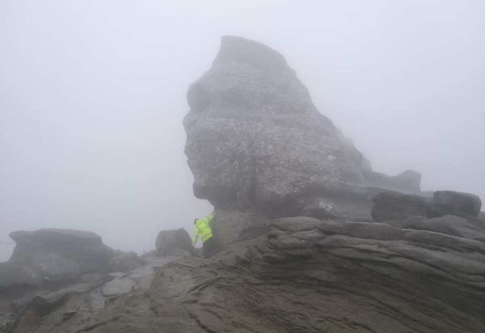 Alertă în Bucegi! Salvamontiștii recomandă evitarea traseelor de coastă