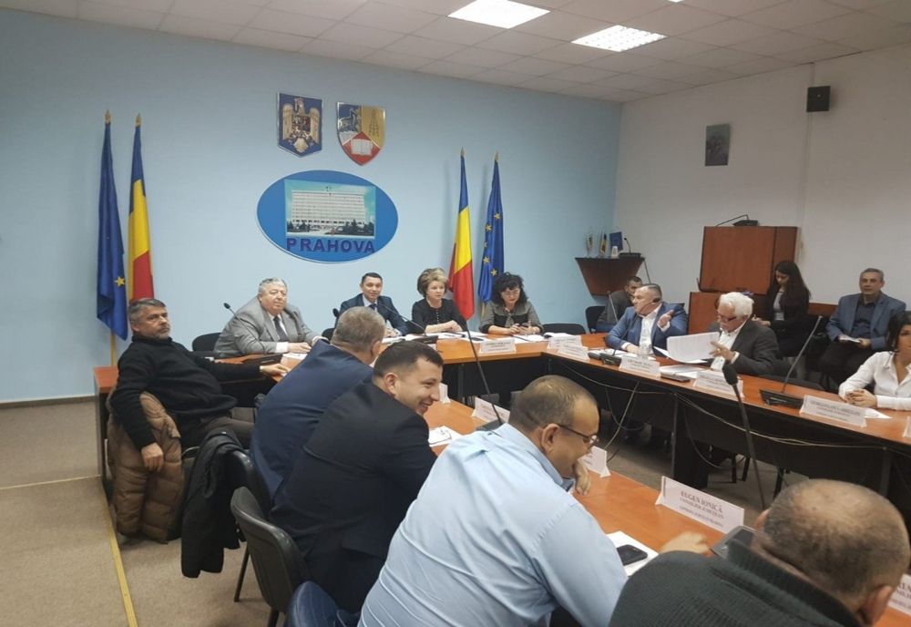 Salarii majorate la Consiliul Judeţean Prahova